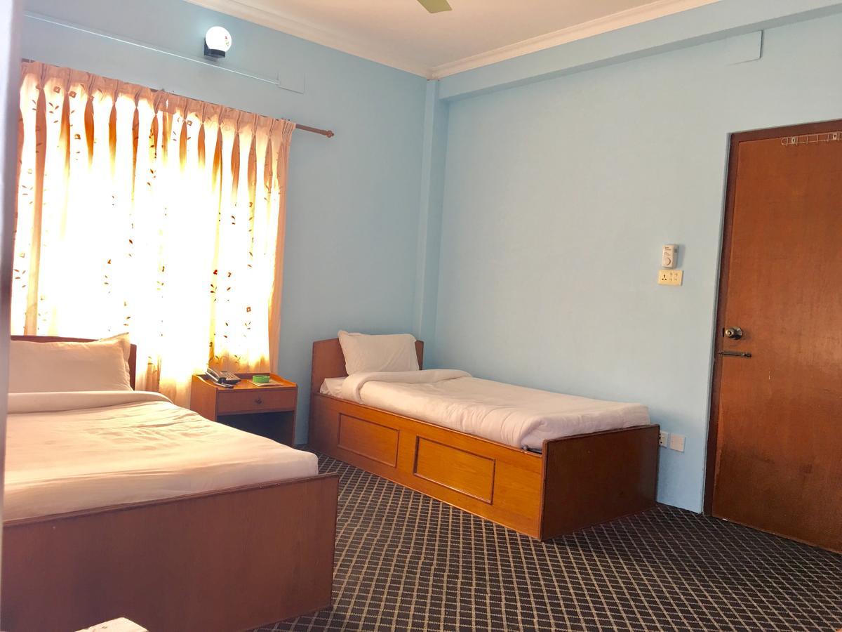 Hotel Pokhara International Exterior foto
